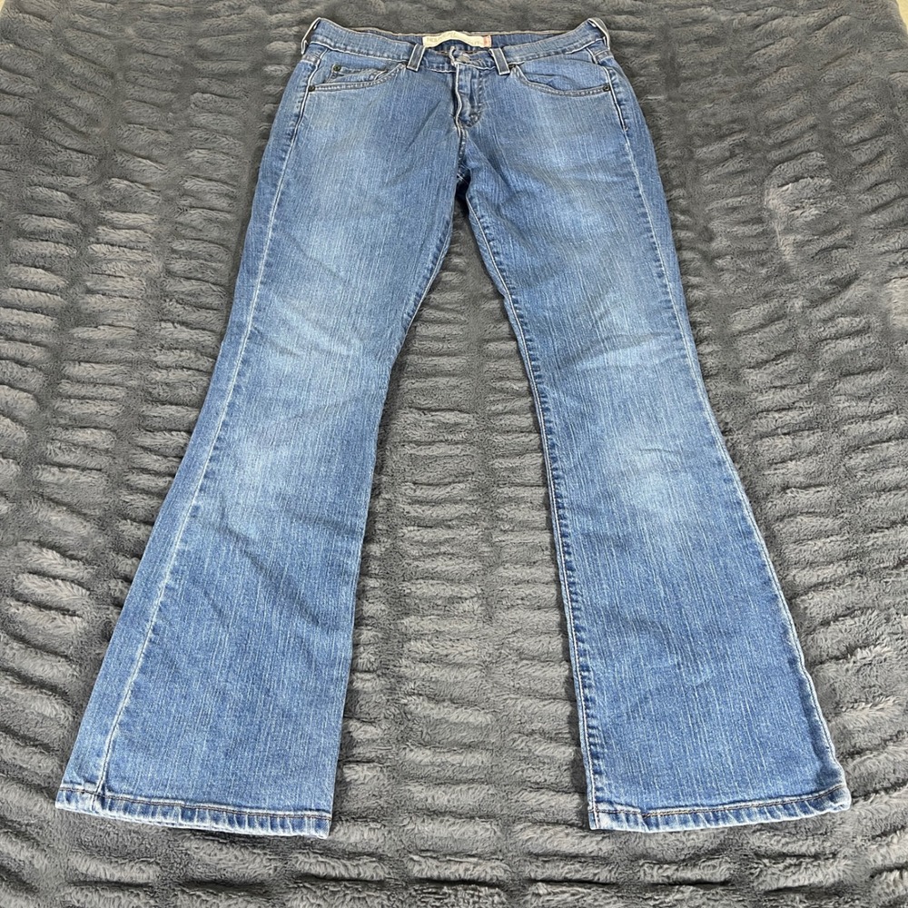Levis 515 Nouveau Bootcut Jeans Womens 6 Medium Wash Blue Denim AQ097 Y2K